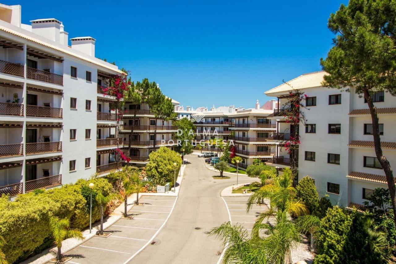D'Alma Falesia Beach Apartment - By Dalma Portuguesa Albufeira Luaran gambar